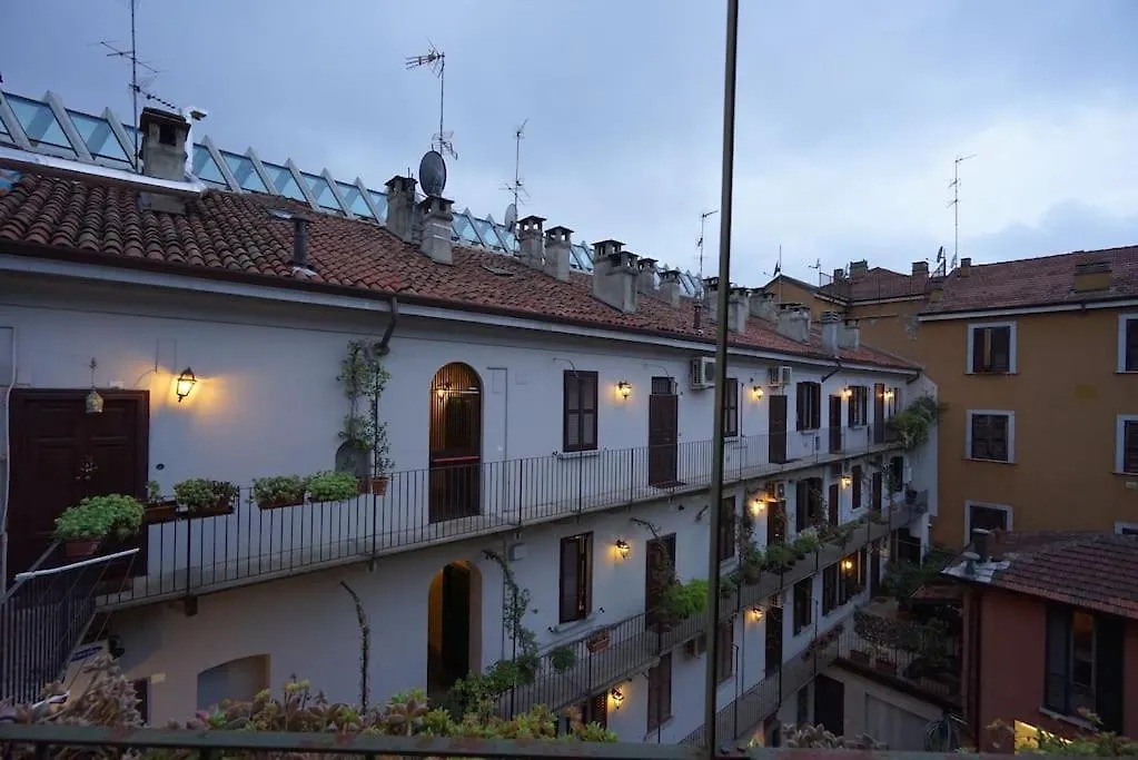 Central Guesthouse Cir 015146-Cni-01484 Milan Apartment